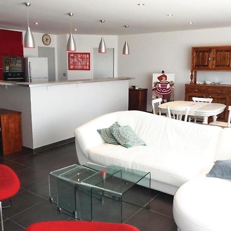 Awesome Apartment In Sauvian With Wifi 외부 사진