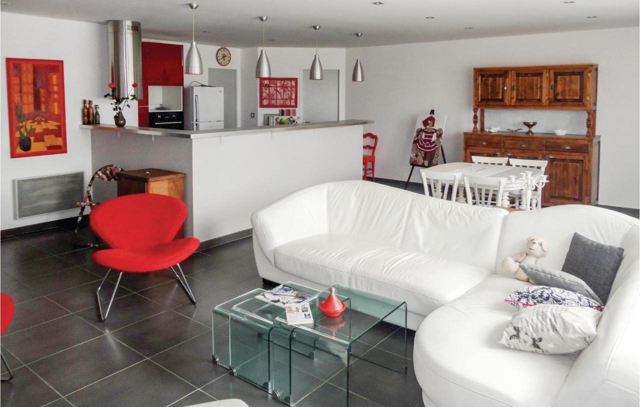 Awesome Apartment In Sauvian With Wifi 외부 사진